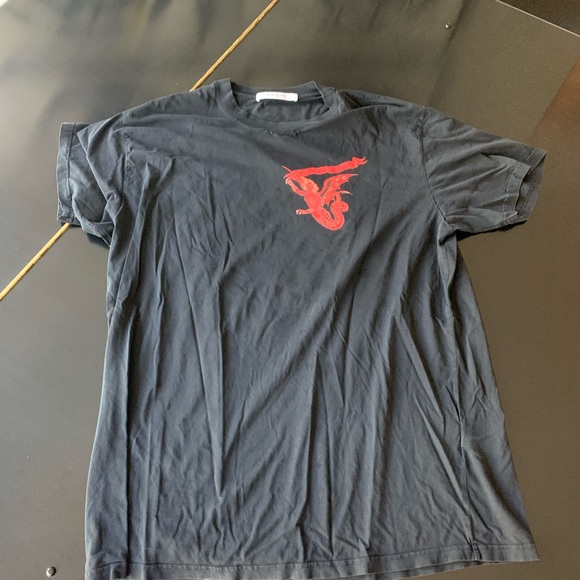 Givenchy - Picture 2 of 7